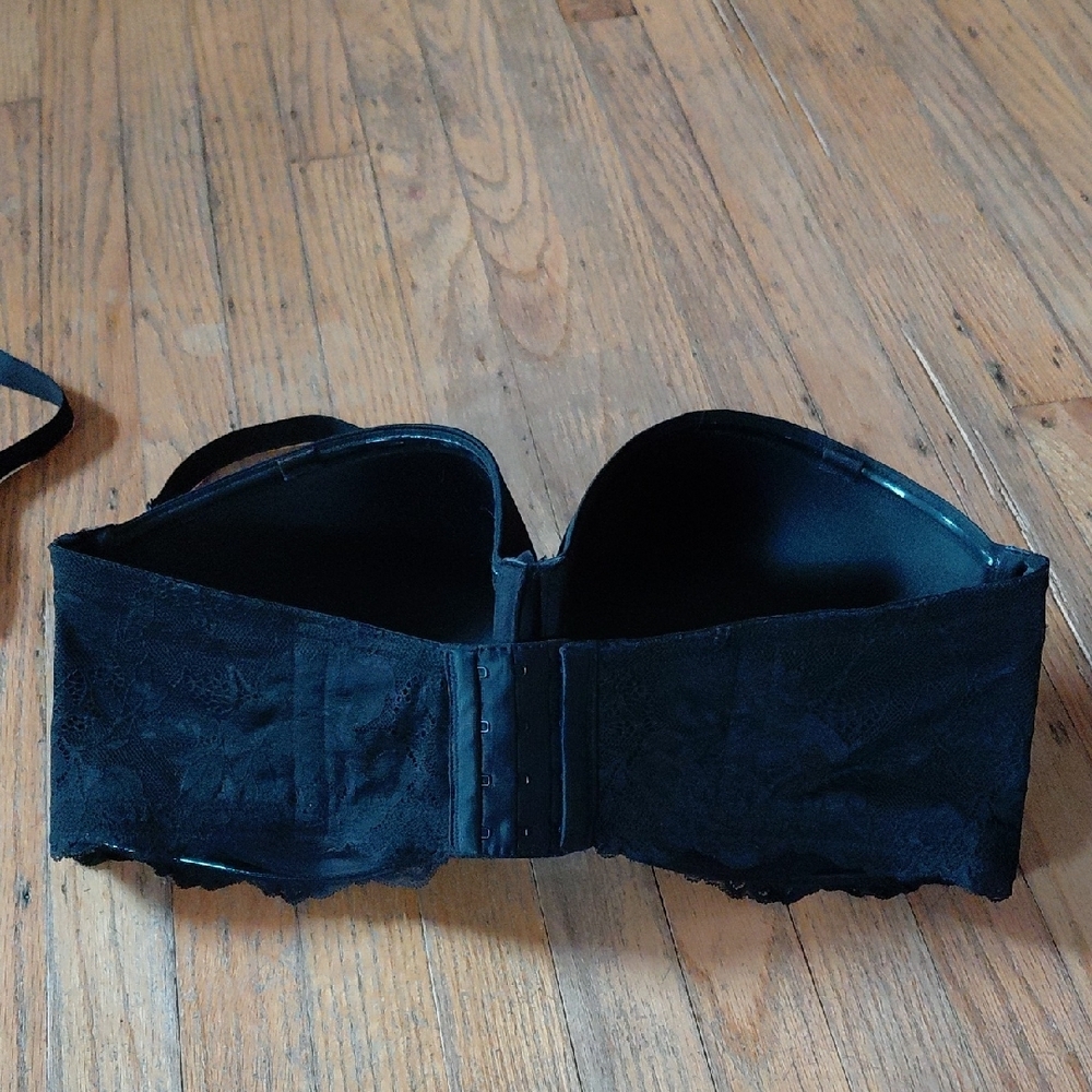 Torrid Black Strapless Bra with Lace Detail - Picture 4 of 7